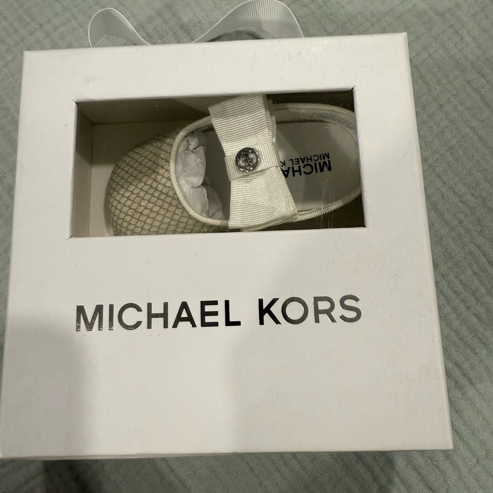 NWT: Michael Kors Baby Dress Shoes Sz 3